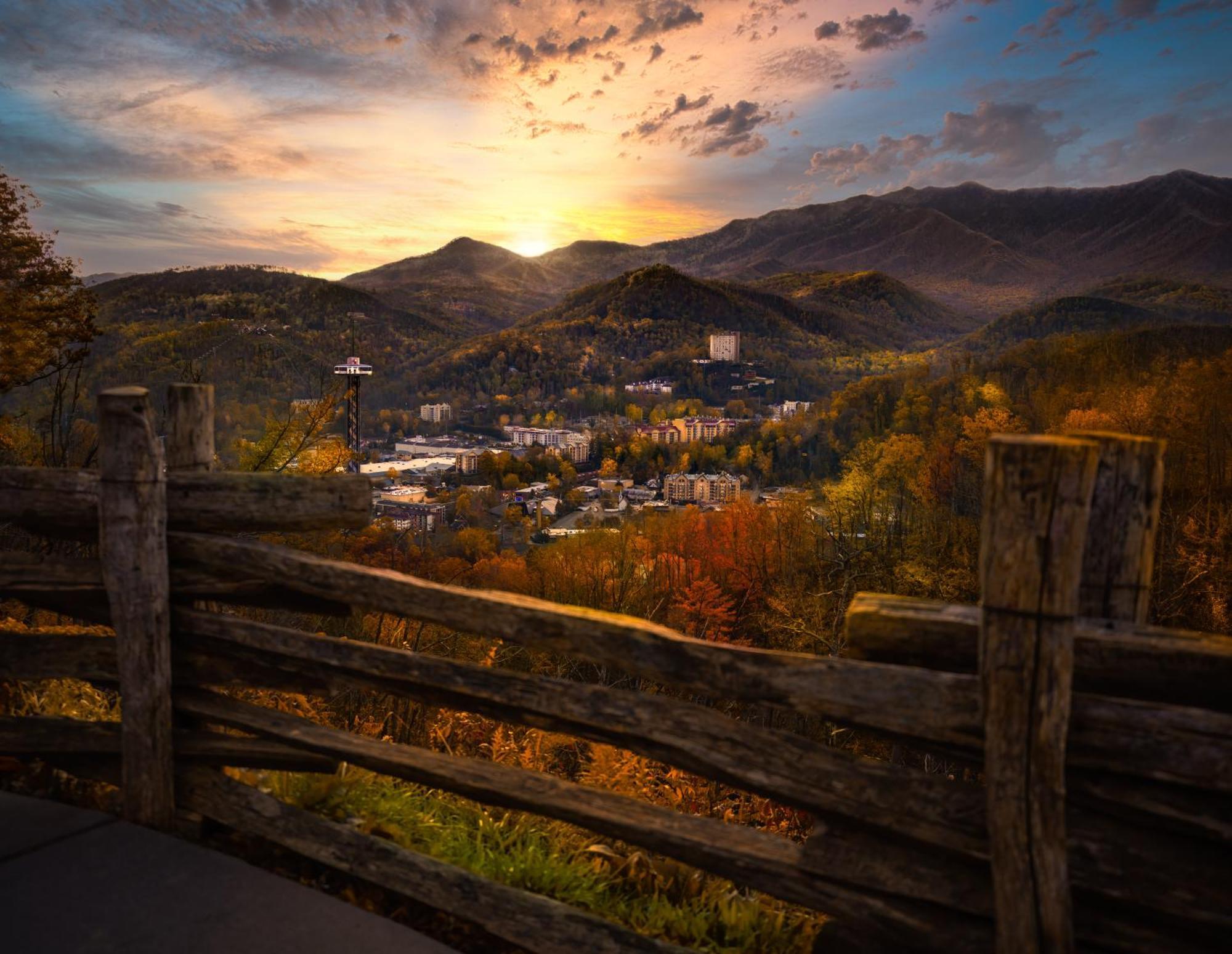 Papa Bear, Hot Tub, Wifi, 1089 Free Tickets Each Paid Day, Dollywood And More Sevierville Dış mekan fotoğraf